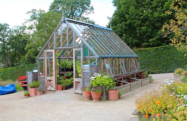 Greenhouse warm